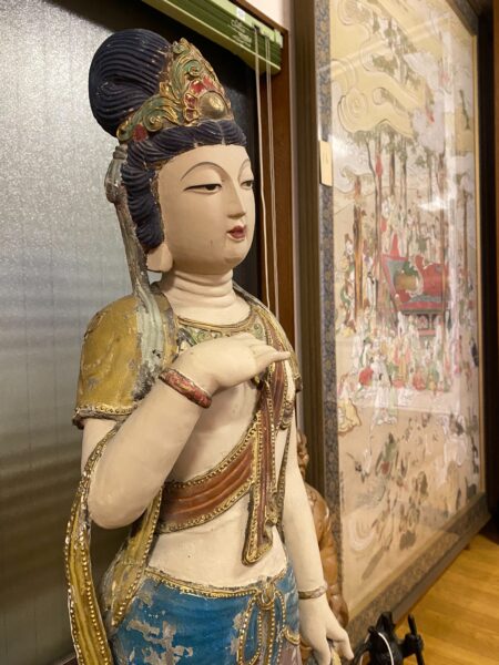 観音菩薩像